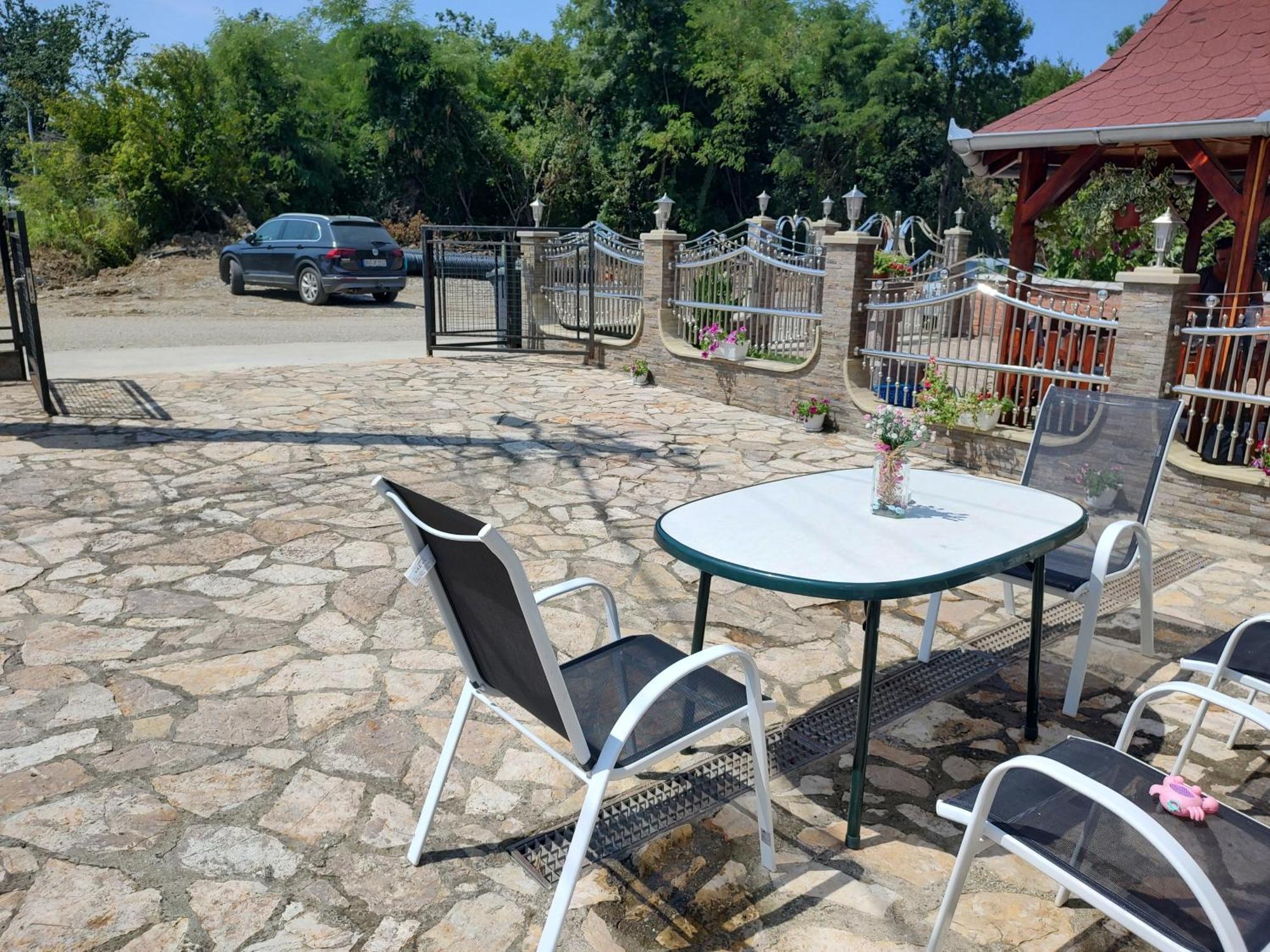 Apartman Raj Vrnjačka Banja Екстериор снимка